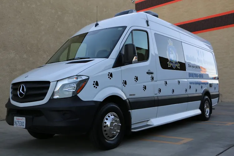 VIP Mobile Dog Grooming - Image 1