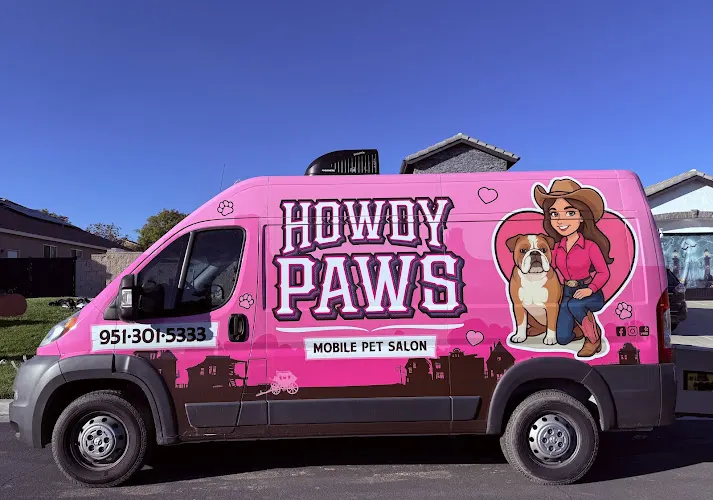 Howdy Paws Mobile Pet Salon - Image 1