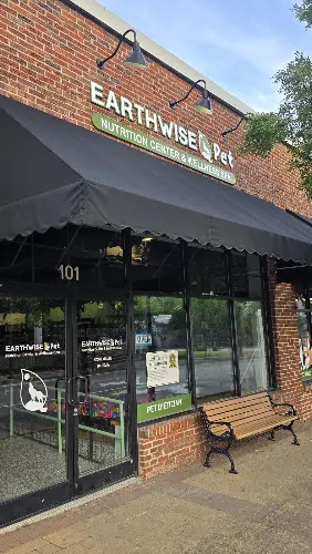 EarthWise Pet Supply & Grooming - Fuquay in Fuquay-Varina, NC