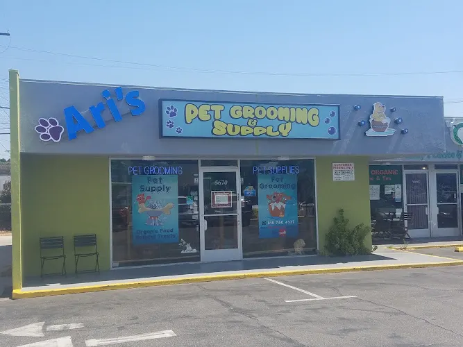 Ari's Pet Grooming - Image 1