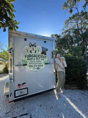 FURGALICIOUS Mobile Pet Spa - Image 1