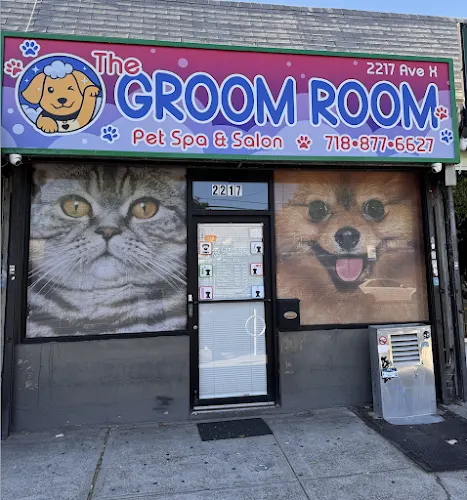 Groom Room - Image 1