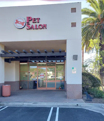 Bornagain Pet Salon - Image 1
