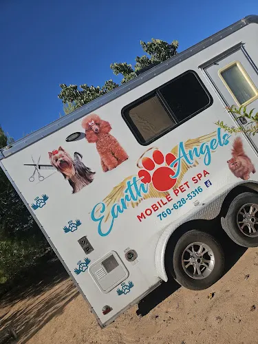 Earth Angels Mobile Pet Spa - Image 1