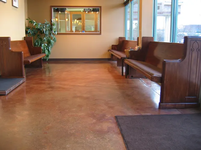 Carothers Parkway Veterinary Clinic - Image 1