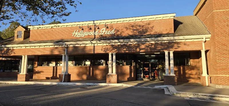Hollywood Feed in Dunwoody, GA