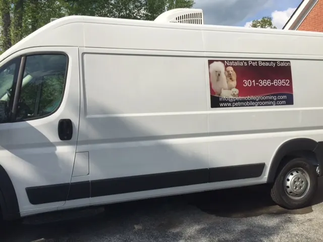 Natalia's Pet Beauty Salon, Mobile Pet Grooming - Image 1