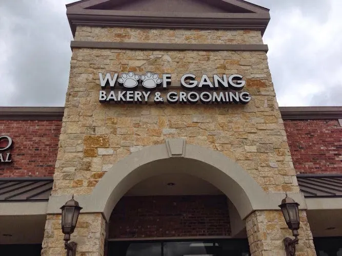 Woof Gang Bakery & Grooming Sienna - Image 1