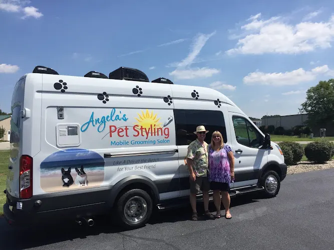 Angela's Pet Styling Mobile - Image 1