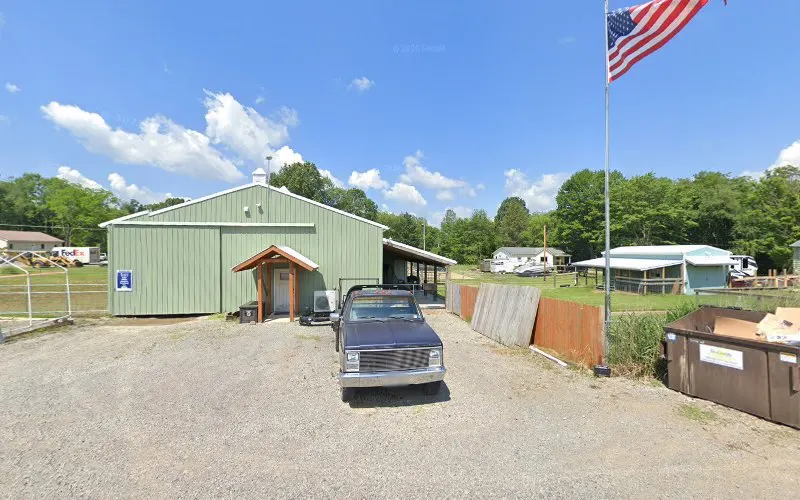 Hampton's Den Pet Grooming - Image 1