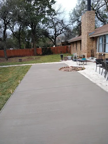 Fur Buddies Dog Salon in Georgetown, TX