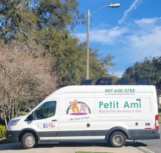 Petit Ami Pet Mobile - Image 1