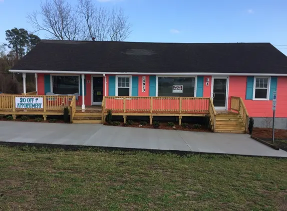 Over the Moon Grooming in Hampstead, NC