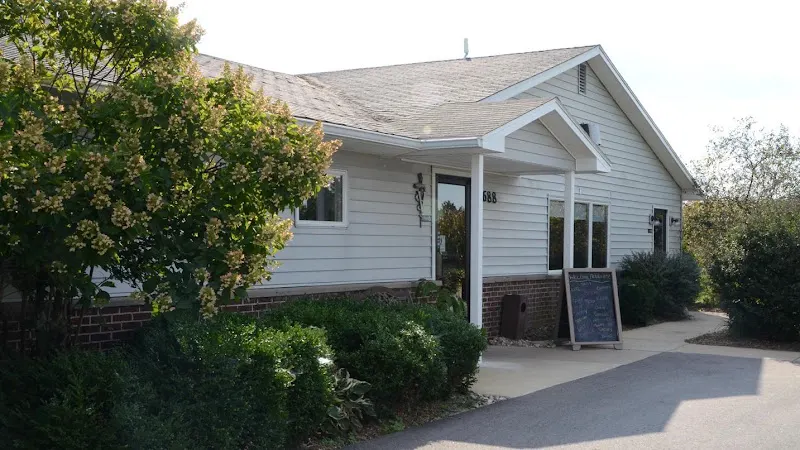 Twelve Mile Veterinary Clinic - Image 1