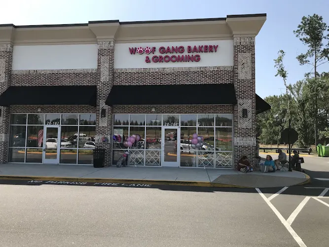 Woof Gang Bakery & Grooming Flowers Crossroads - Image 1