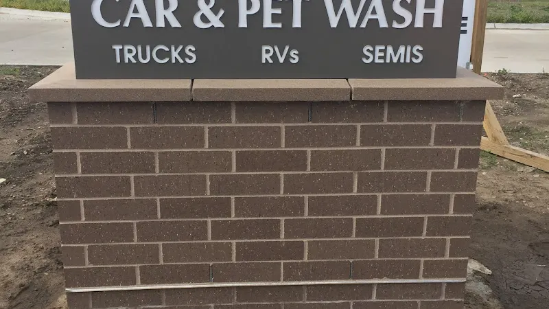 Wash King Car, Truck & Pet Wash - Image 1