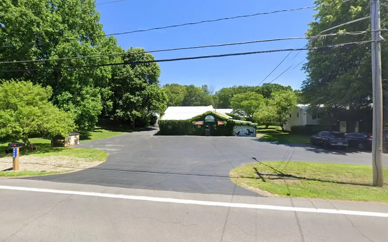 Dog grooming and boarding in Oswego NY, USA - Image 1