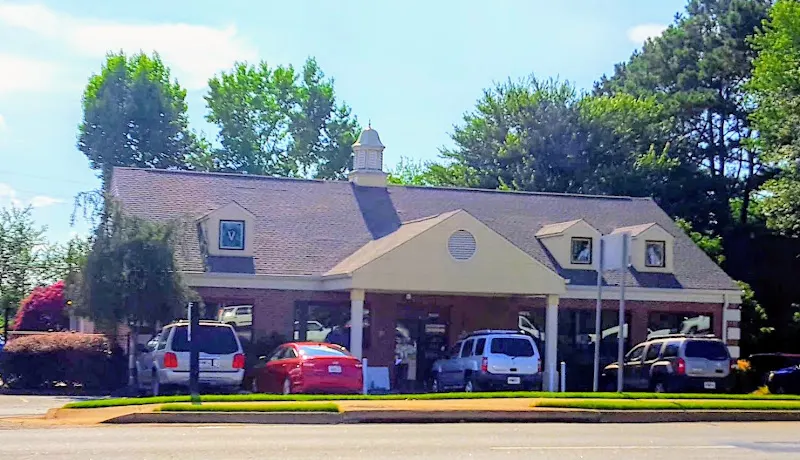 Crossroads Veterinary Hospital - Image 1