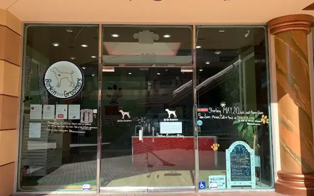 Barkin Groomers in Encino, CA