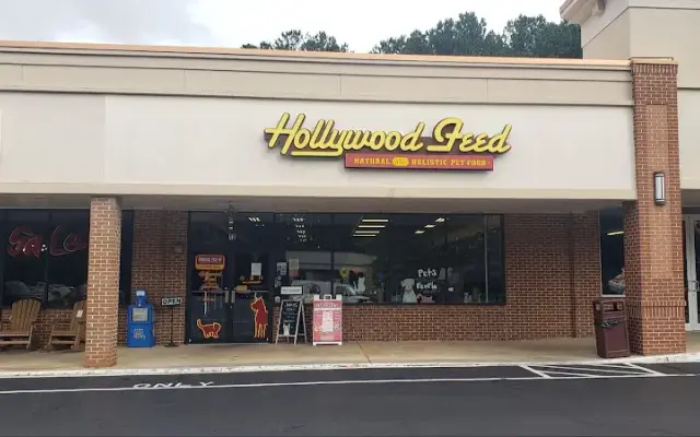 Hollywood Feed in Peachtree City, GA