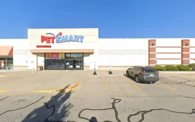 PetSmart Grooming in Lawrence, KS