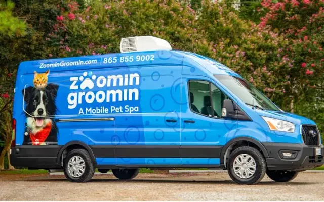 Zoomin Groomin in Knoxville, TN