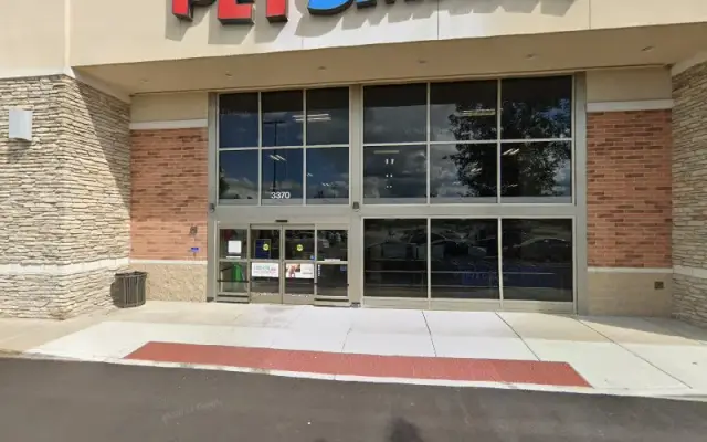 PetSmart Grooming in McHenry, IL