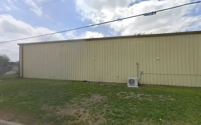Anissa Garcia - Dog Groomer in Alice, TX
