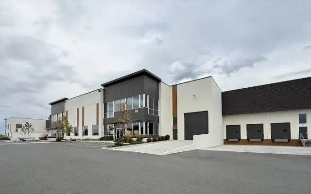 Independent Pet Supply in Monroe, WA