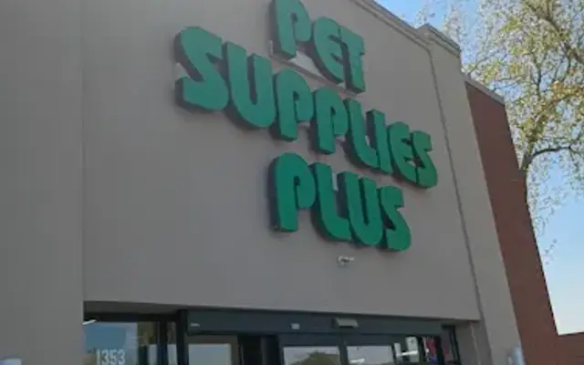 Pet Supplies Plus Burnsville in Burnsville, MN