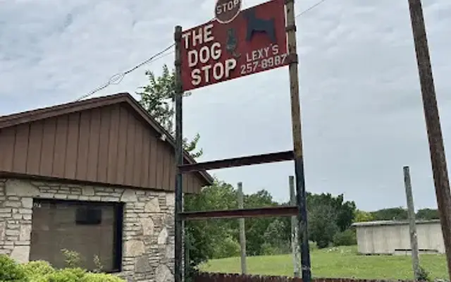 Dog Stop in Kerrville, TX