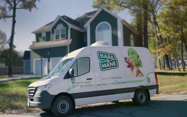 Bark & Mane of Central Orange County in Orange, CA