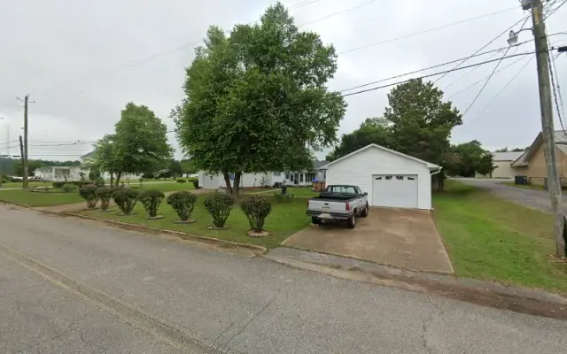 Mandi"s Mutts N Cutts in Carbon Hill, AL