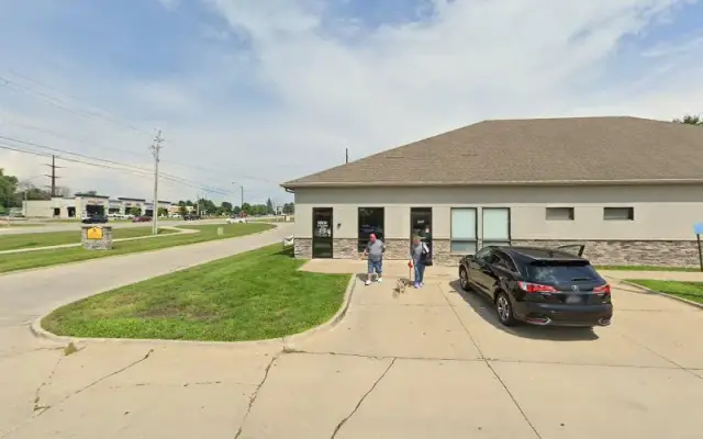 Altoona Veterinary Hospital, Williams W J DVM in Altoona, IA