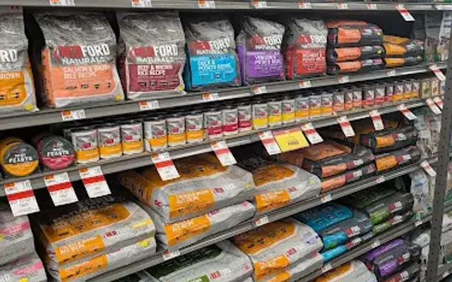 Pet Supplies Plus Otsego in Otsego, MN