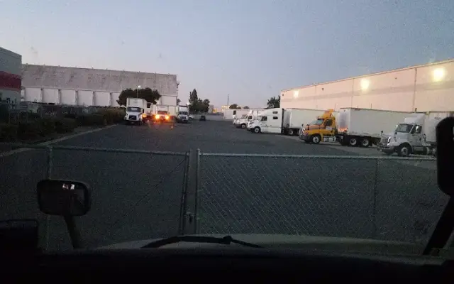 Phillips Pet Food And Supplies in West Sacramento, CA