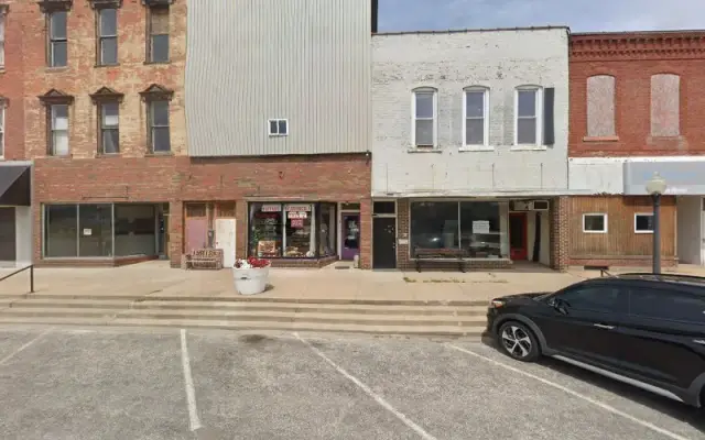 Classy Critters in Bushnell, IL