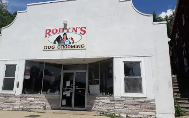 Robyn's Dog Grooming in Gloucester, MA