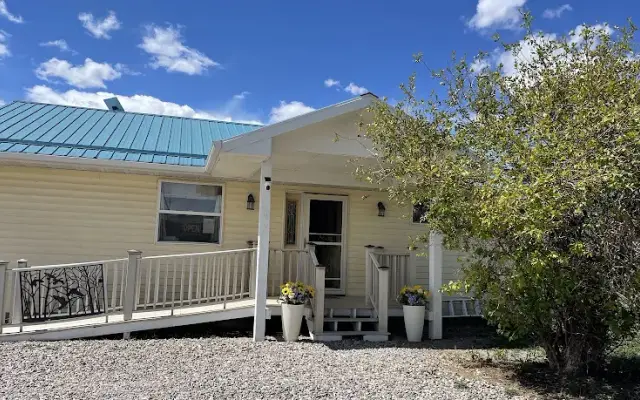 Smith Creek Pet Resort in Lander, WY