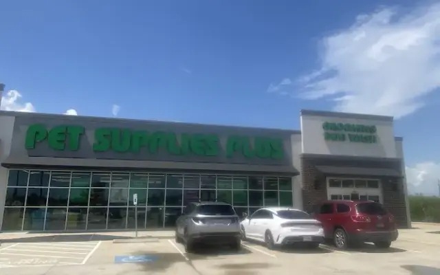 Pet Supplies Plus Pasadena in Pasadena, TX