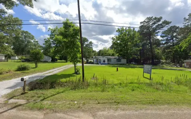 Wayne's World of Pet Grooming in Pineville, LA