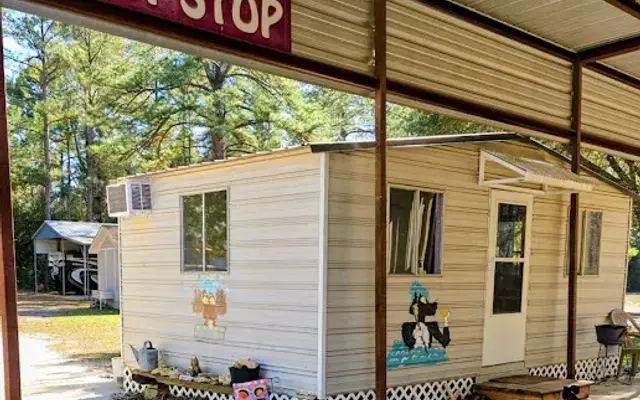 Pet Stop in Brookeland, TX