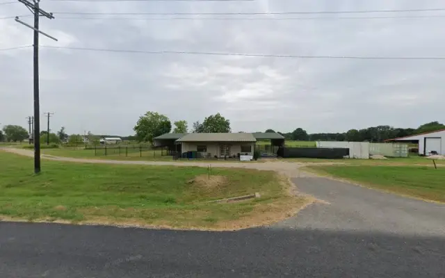 Ranch Dogs Day Spa, LLC in Commerce, TX