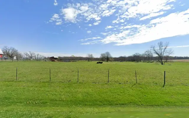 Clear Creek Paws & Claws in Shelbina, MO
