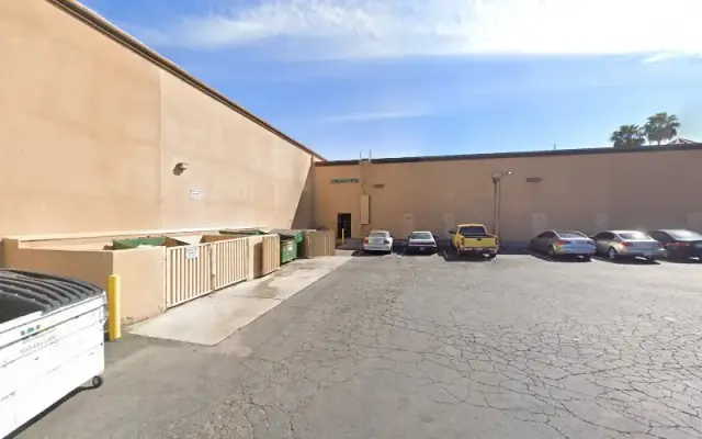 Grooming Salon in Menifee, CA