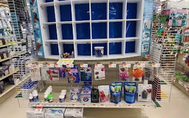 Pet Supplies Plus White Lake - Highland in White Lake, MI