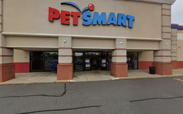 PetSmart Grooming in Manalapan Township, NJ