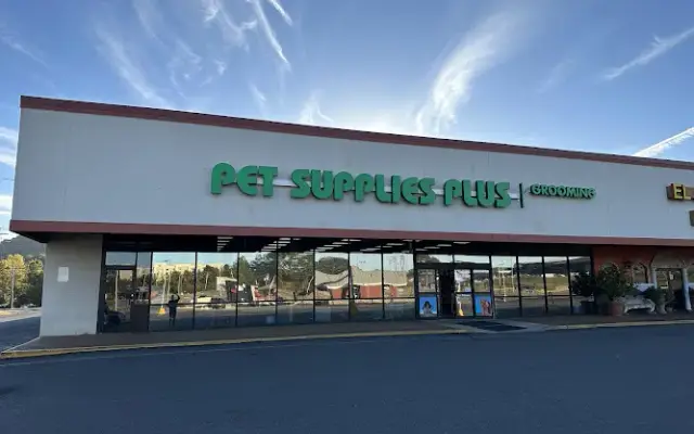 Pet Supplies Plus Guntersville in Guntersville, AL