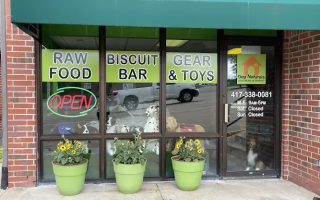 Dog Naturals Grooming & Market in Branson, MO
