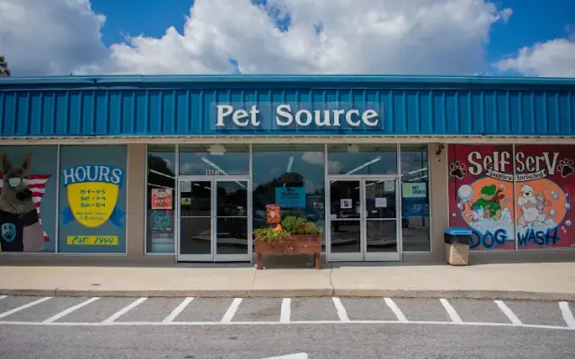 Pet Source in Hendersonville, NC